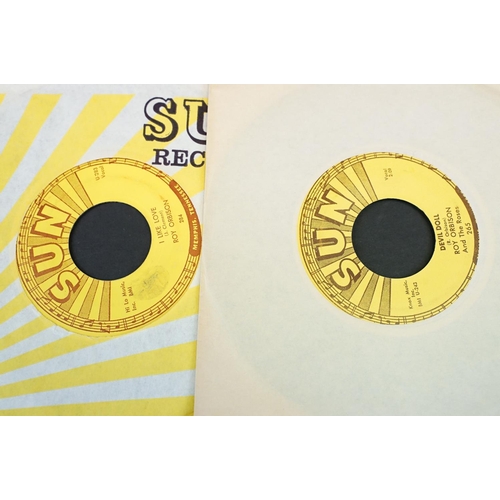 451 - Vinyl - 4 Roy Orbison original USA pressings on Sun Records to include: Sweet And Easy To Love (Sun ... 