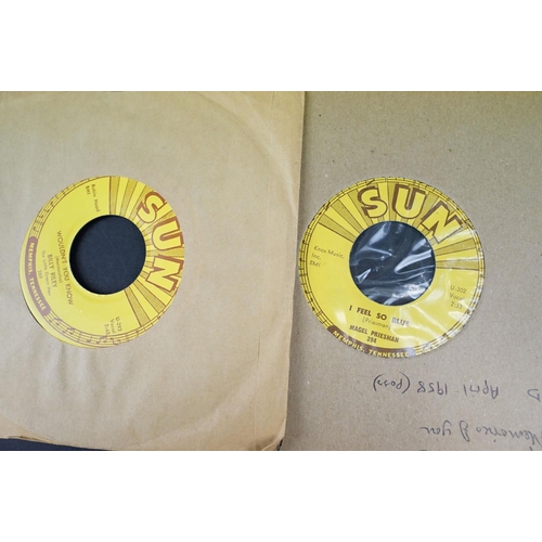 454 - Vinyl - 4 Original USA pressings on Sun Records to include: Warren Smith - Sweet, Sweet Girl (Sun 31... 