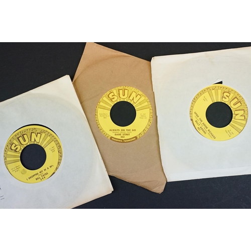 461 - Vinyl - 15 Original USA pressings on Sun Records to include: Bill Johnson (Sun 340), Bill Strength (... 