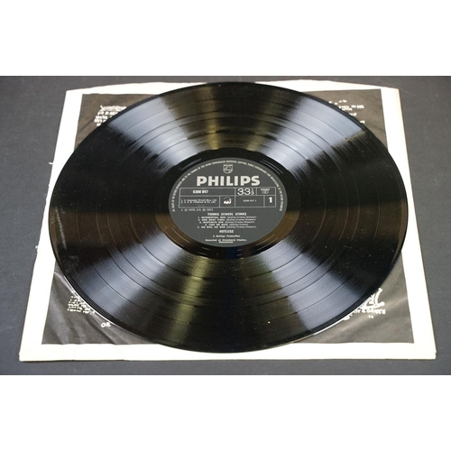 584 - Vinyl - Hotlegs Thinks School Stinks on Philips 6308047.  Gold and black labels, lyric inner, gatefo... 