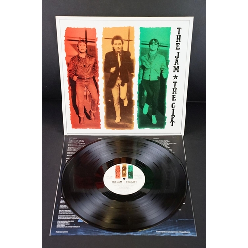 589 - Vinyl - 2 The Jam LPs to include The Gift (Polydor POLD 5055) and Snap (SNAP 1) with bonus EP (SNAP ... 