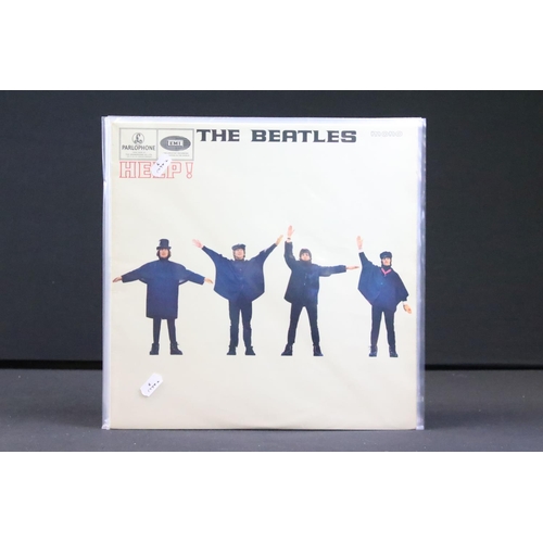 813 - Vinyl – 8 The Beatles and related LPs to include Help! (PMC 1255) mono, The Gramophone Col Ltd and S... 