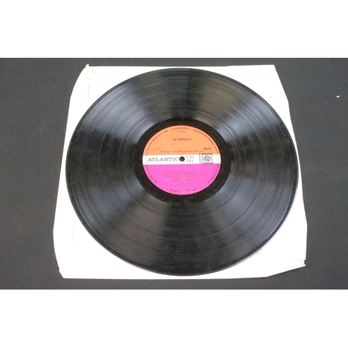 823 - Vinyl - Led Zeppelin Two on Atlantic 588198.  Plum Atlantic labels, Lemon Song to label and sleeve. ... 