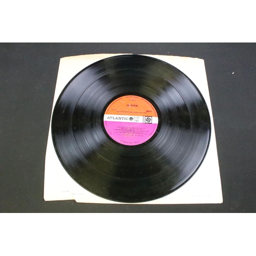 824 - Vinyl - Led Zeppelin One on Atlantic 588171.  Plum Atlantic labels, Warner Bros publishing credit, g... 