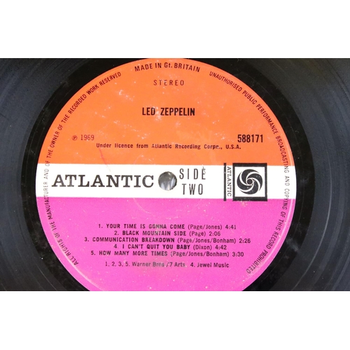 824 - Vinyl - Led Zeppelin One on Atlantic 588171.  Plum Atlantic labels, Warner Bros publishing credit, g... 