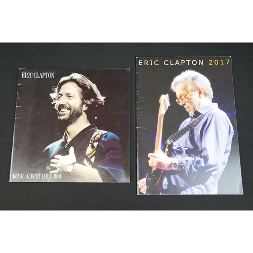 942 - Vinyl - 10 Eric Clapton tour programmes to include 1976, 1988, 1989, 1990, 1991, 1992, 1993, 1996, 1... 