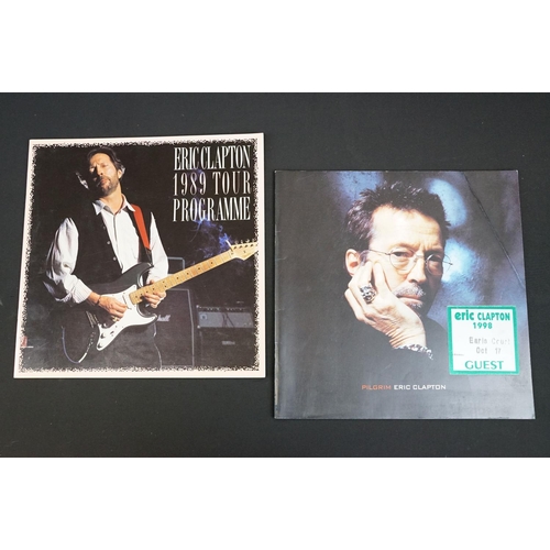 942 - Vinyl - 10 Eric Clapton tour programmes to include 1976, 1988, 1989, 1990, 1991, 1992, 1993, 1996, 1... 