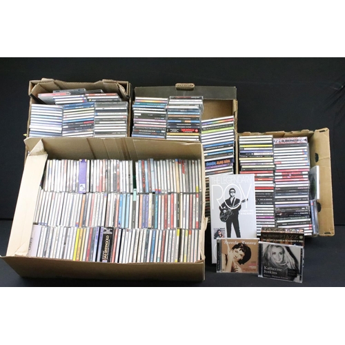 915B - CDs Large collection of mainly Jazz & Classical CDs with some pop & rock.