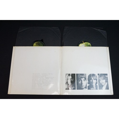 299 - Vinyl - 6 The Beatles LPs to include The White Album PCS 7067 Stereo top loader No. 0304763 two blac... 