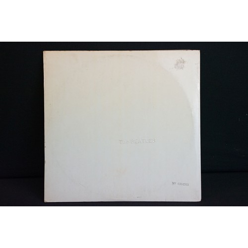 299 - Vinyl - 6 The Beatles LPs to include The White Album PCS 7067 Stereo top loader No. 0304763 two blac... 