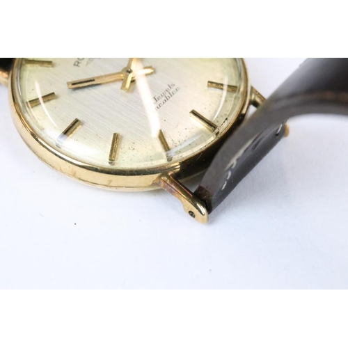 302 - Boxed Gents Rotary 9ct Gold Watch