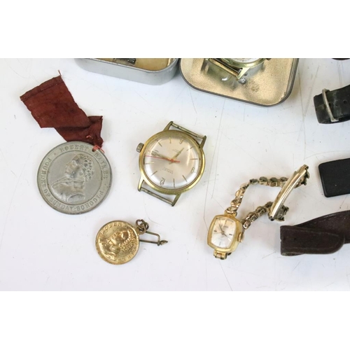 352 - A collection of ladies and gents wristwatches to include Pulsar, Accurist, Rotary...etc. together wi... 