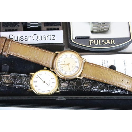 352 - A collection of ladies and gents wristwatches to include Pulsar, Accurist, Rotary...etc. together wi... 