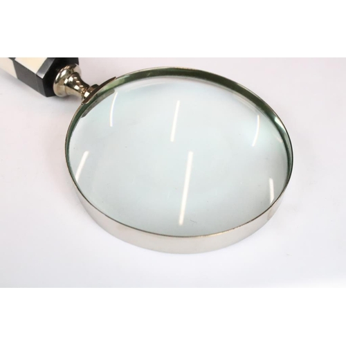 362 - Large Hand Held Magnifying Glass with checkaboard handle