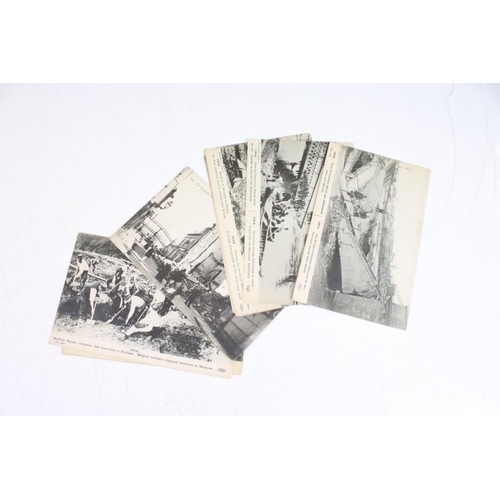 373 - Collection of WWI First World War French war damage black and white post cards, most from a series b... 