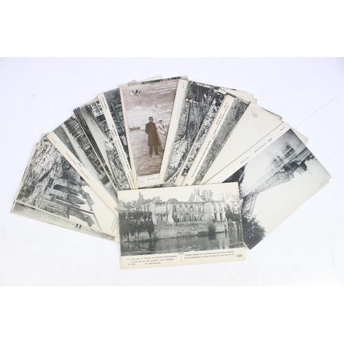 373 - Collection of WWI First World War French war damage black and white post cards, most from a series b... 