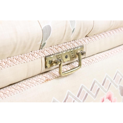 641 - Early 20th century Ottoman Daybed upholstered in cream floral fabric with bolster cushion, raised on... 