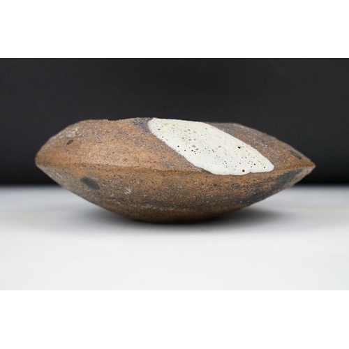 23 - Robert Fournier (1915-2008) - A studio pottery stoneware crater bowl of pebble form, studio mark to ... 