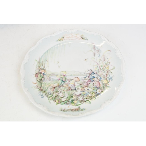 109 - Four Royal Albert 'The Wind in the Willows' plates to include The Picnic, Portly's Return, Autumn in... 