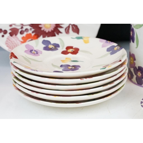 46 - Group of Emma Bridgewater ceramics to include 5 x large Water Lily saucers, floral jug with matching... 