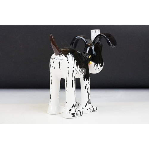 99 - Three Aardman / W&G Ltd Wallace & Gromit ' Gromit Unleashed ' figures to include Isambark Kingdog Br... 