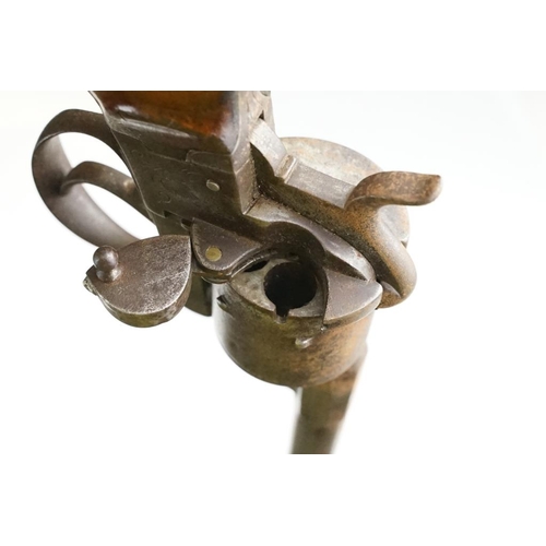 315 - An antique 19th century six shot pinfire revolver, no visible makers marks.