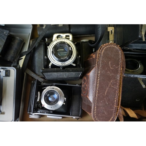 410 - Collection of folding bellow film cameras to include many antique models from the early 20th century