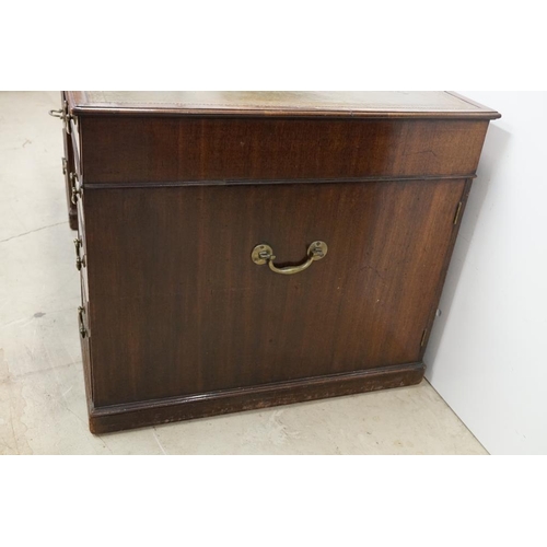 616 - 19th century Mahogany Partner's Desk with green leather inset top, with an arrangement of nine drawe... 