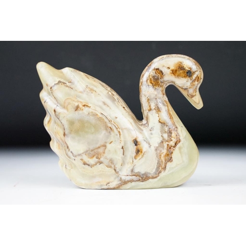 423 - Mixed collectables to include a wooden decoy duck (approx 21cm long), oversized silver plated tastev... 