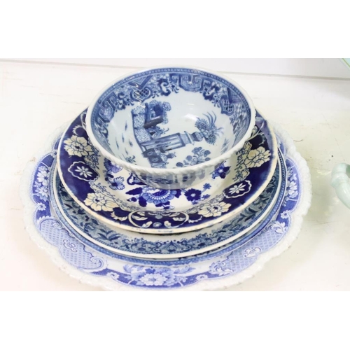 157 - Adams Calyx ware, Ming jade pattern dinner and tea service to include two lidded tureens, 8 dinner p... 