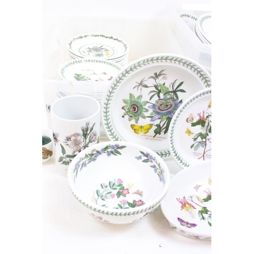 161 - Portmeirion ' The Botanic Garden 'dinnerware / ceramics to include 6 dinner plates, 6 soup bowls, 6 ... 