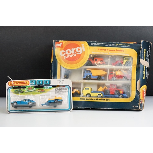 1251 - Carded Matchbox 900 TP-21 Datsun 280ZX with trailer (metallic blue) and 2 x yellow bikes, unopened, ... 