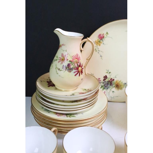 86 - Early 20th Century Royal Worcester Blush Ivory Tea Set For Six with hand painted floral decoration, ... 