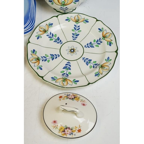 116 - Susie Cooper 'Endon' tea set, pattern no. 1574, to include 5 teacups & saucers, 5 tea plates, milk j... 