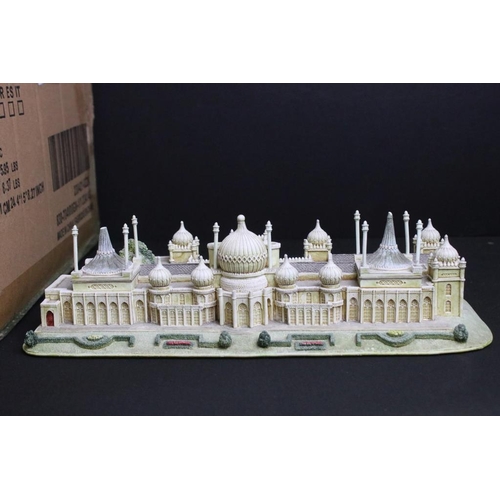 100 - Lilliput Lane and David Winter Cottages to include Brighton Royal Pavilion, St Pauls Cathedral, Wind... 