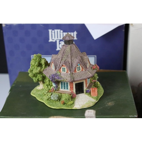 105 - 18 Boxed Lilliput Lane models to include The Pottery (L2123), Woodman's Retreat, Button Down (790), ... 