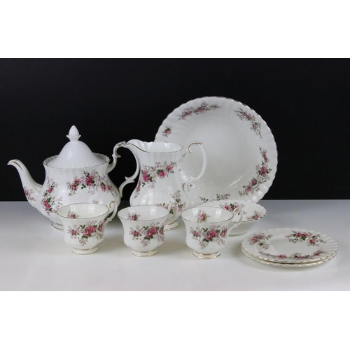 106 - Royal Albert ' Lavender Rose ' tea set to include teapot & cover, 12 cups & saucers, 12 tea plates, ... 