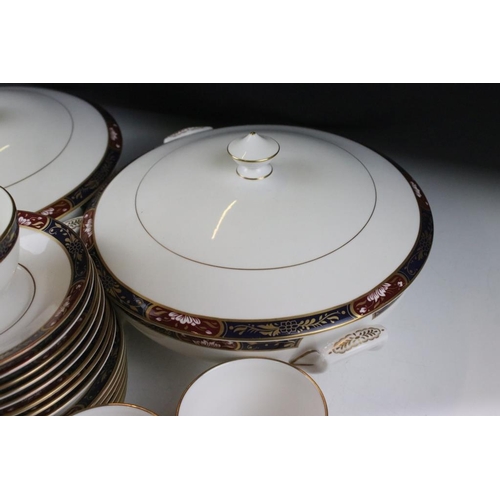 114 - Royal Worcester ' Prince Regent ' tea & dinner ware to include 6 mugs, 8 saucers, 8 tea plates, milk... 