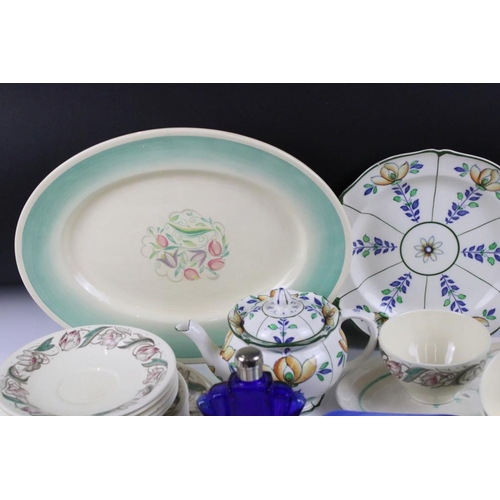 116 - Susie Cooper 'Endon' tea set, pattern no. 1574, to include 5 teacups & saucers, 5 tea plates, milk j... 