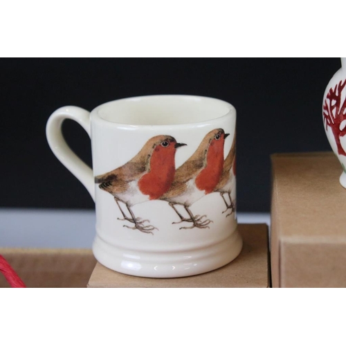 89 - Emma Bridgewater Christmas ceramics to include 4 x 8 1/2