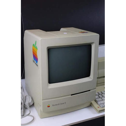 Apple Macintosh Classic II M4150 computer together with an Apple  StyleWriter M8000 and key board.