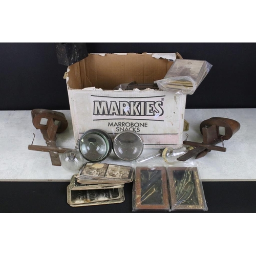 673 - Two wooden stereoscope viewers with around 30 stereoscope cards (mostly WWI, featuring trenches, wou... 