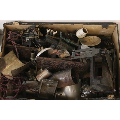 677 - Very large quantity of tinplate metal magic lantern parts, featuring the Primus Folding Lantern, The... 