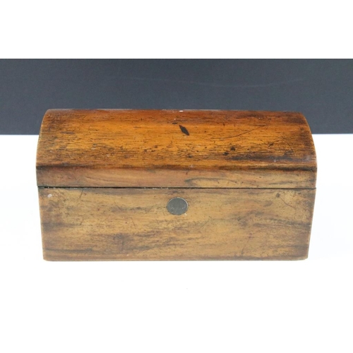 179 - Four early 20th century wooden boxes / tea caddies to include a mahogany tea caddy (20cm wide), rose... 