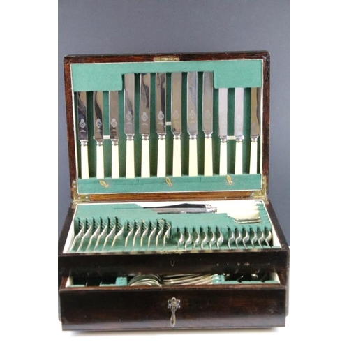 340 - Fully appointed cutlery canteen for six people by Turtons all housed within an oak cased box with to... 