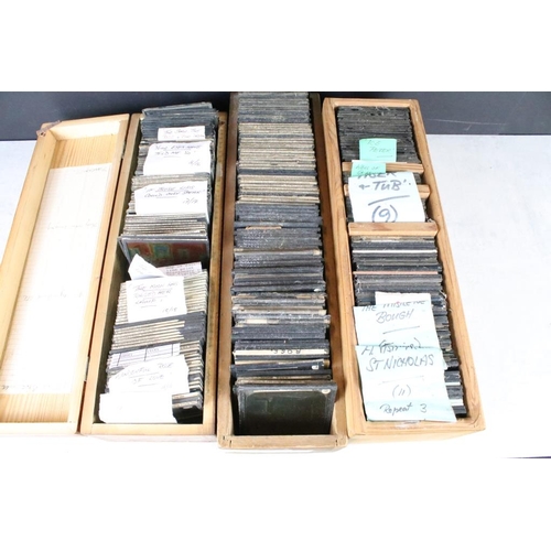 619 - A collection of approx 150 x glass magic lantern slides to include St Nicholas, Tiger & Tub, Wonderf... 