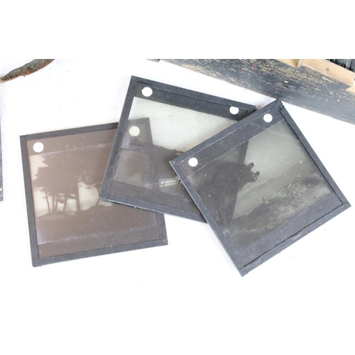 621 - A collection of approx 100 x glass magic lantern slides to include religious, Italy, topographical, ... 