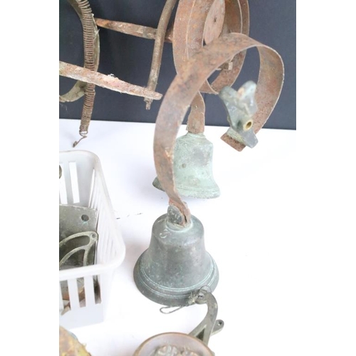 185 - Four 19th century servants bells (tallest approx 26cm overall), together with a quantity of related ... 