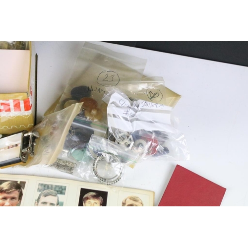 307 - A box of mixed collectables to include buttons, badges, cigarette lighter, watch, costume jewellery.... 