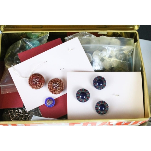 307 - A box of mixed collectables to include buttons, badges, cigarette lighter, watch, costume jewellery.... 